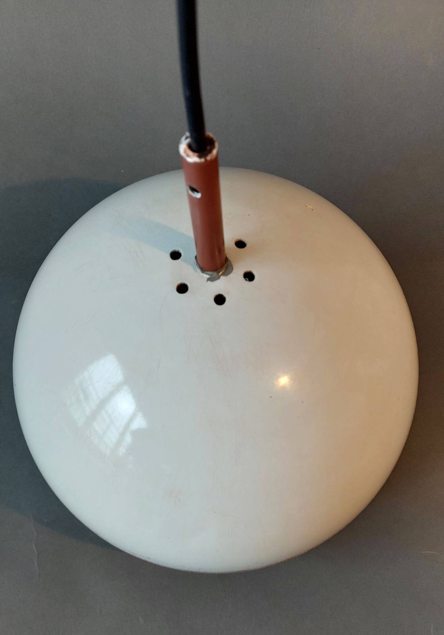 Raak pendant lamp 1960/70 in white and red metal.