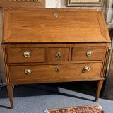 Directoire style slope desk
