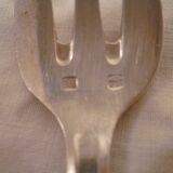Set of 9 art deco silver oyster forks