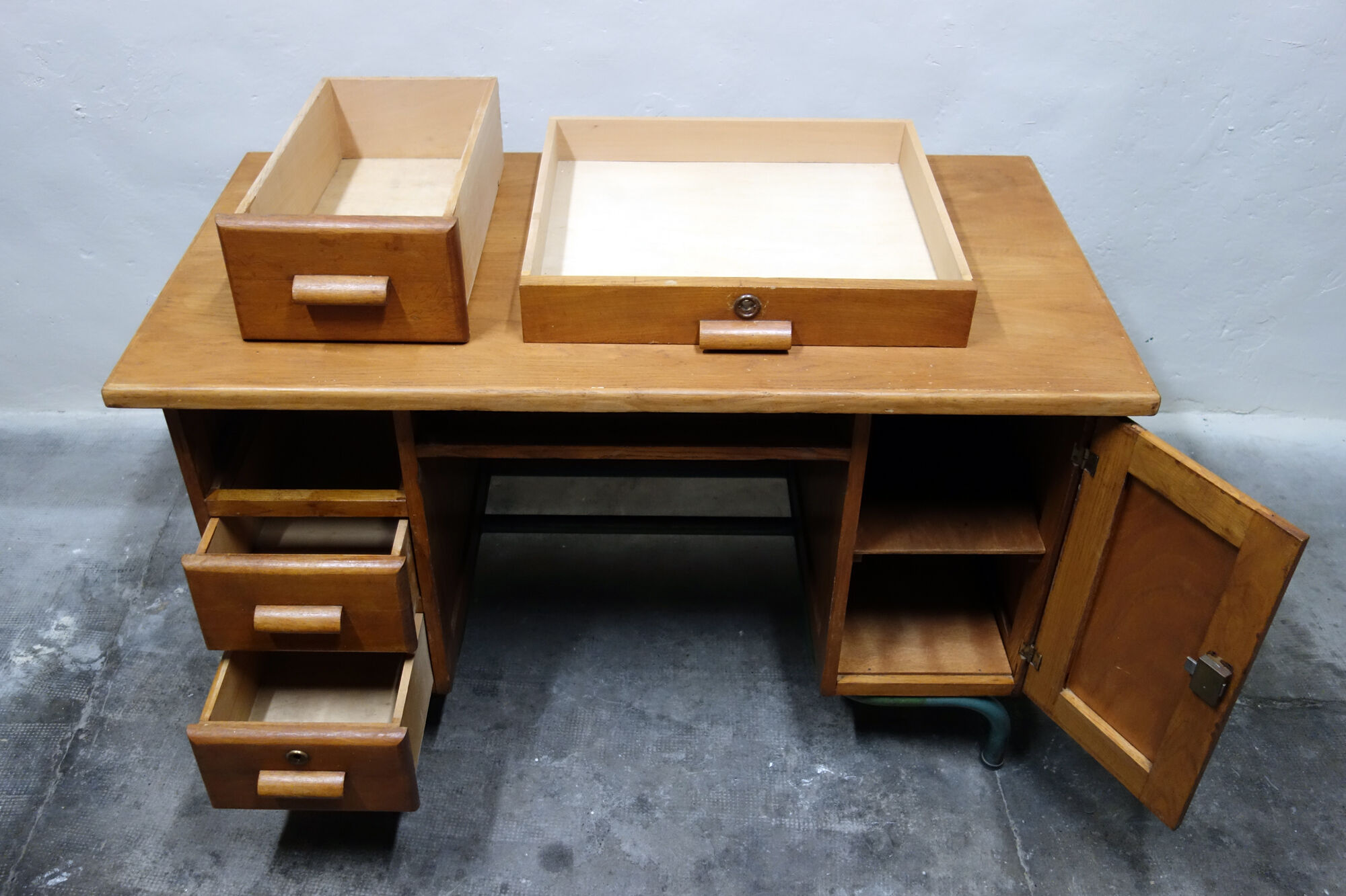 Office schoolmaster 50s