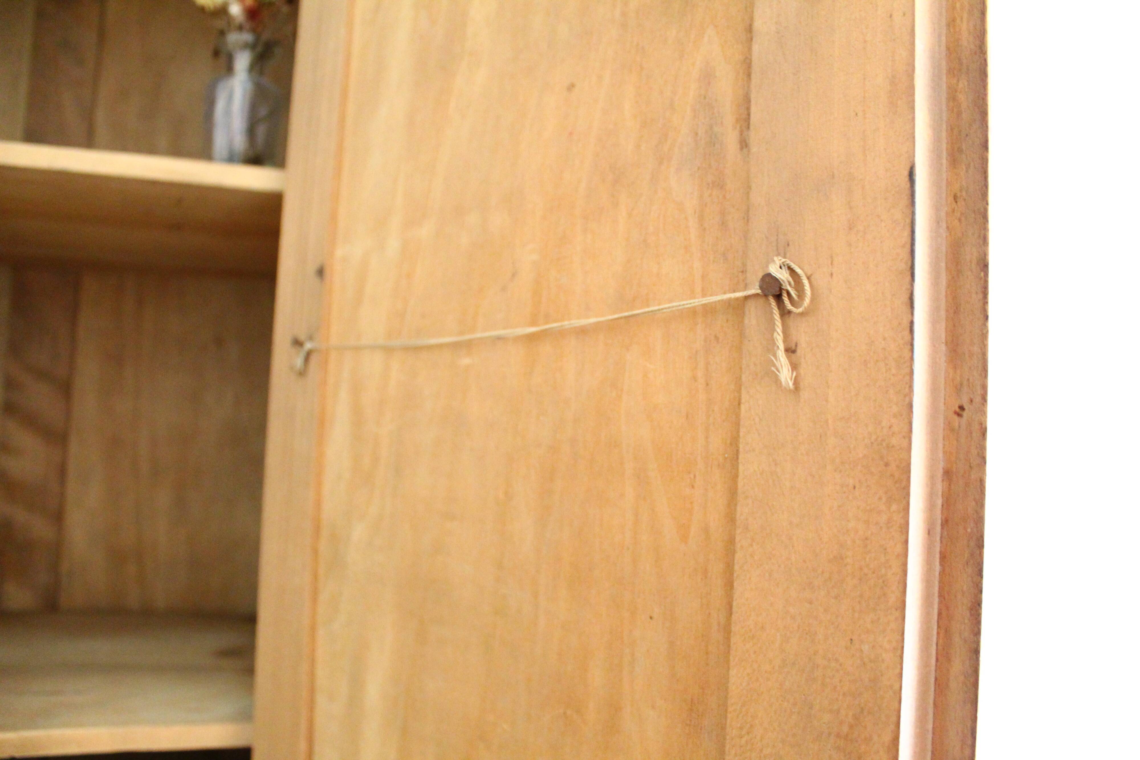 Parisian solid wood cabinet