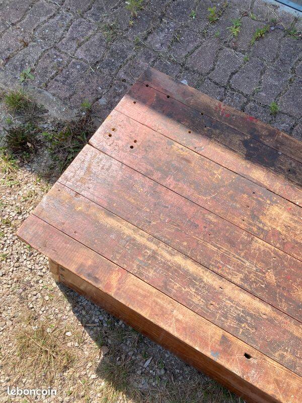 Grand coffre vintage en bois ancien plinthe gymnaste