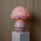 Lampe de table en métal rose XXL avec abat-jour froncé - Régence hollywoodienne des années 1980, fabriquée en Italie