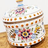 Vintage polychrome box'70 made of Delft ceramic. In perfect condition.