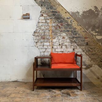 Ancien meuble de téléphone en bois et assise en tissu suède orange – Midcentury modern