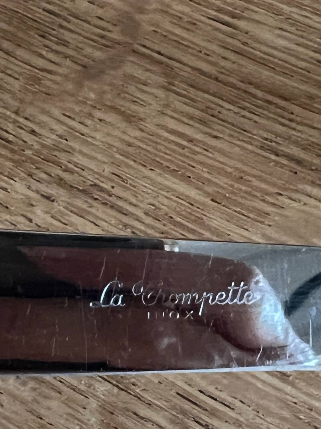 12 cheese or dessert knives