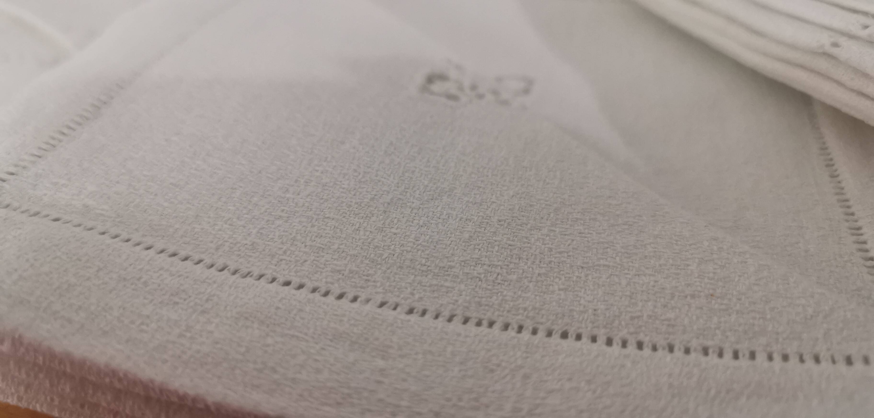 Set of 6 old linen napkins from the 1900s