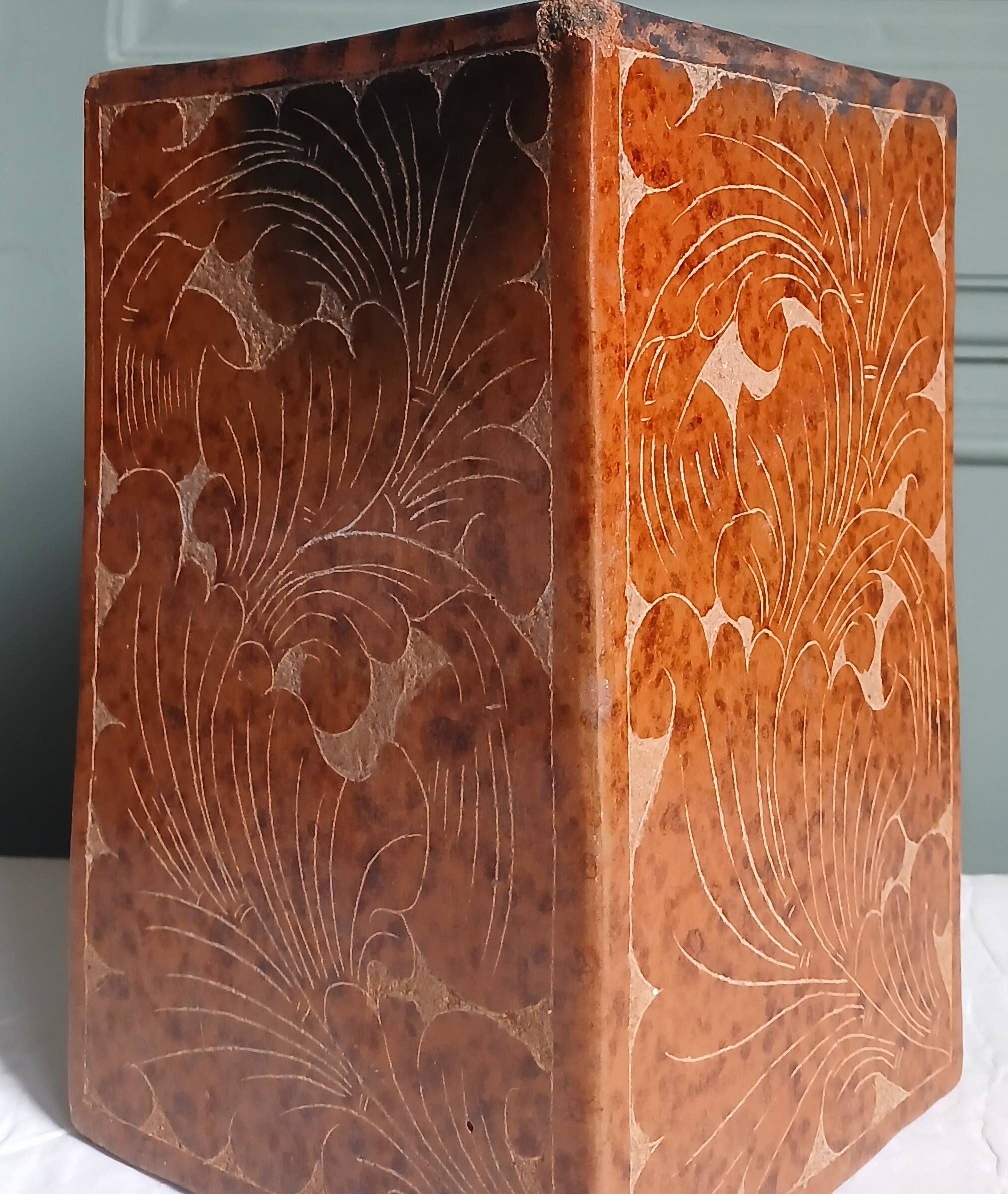 Japanese rectangular vase in Bizen stoneware.