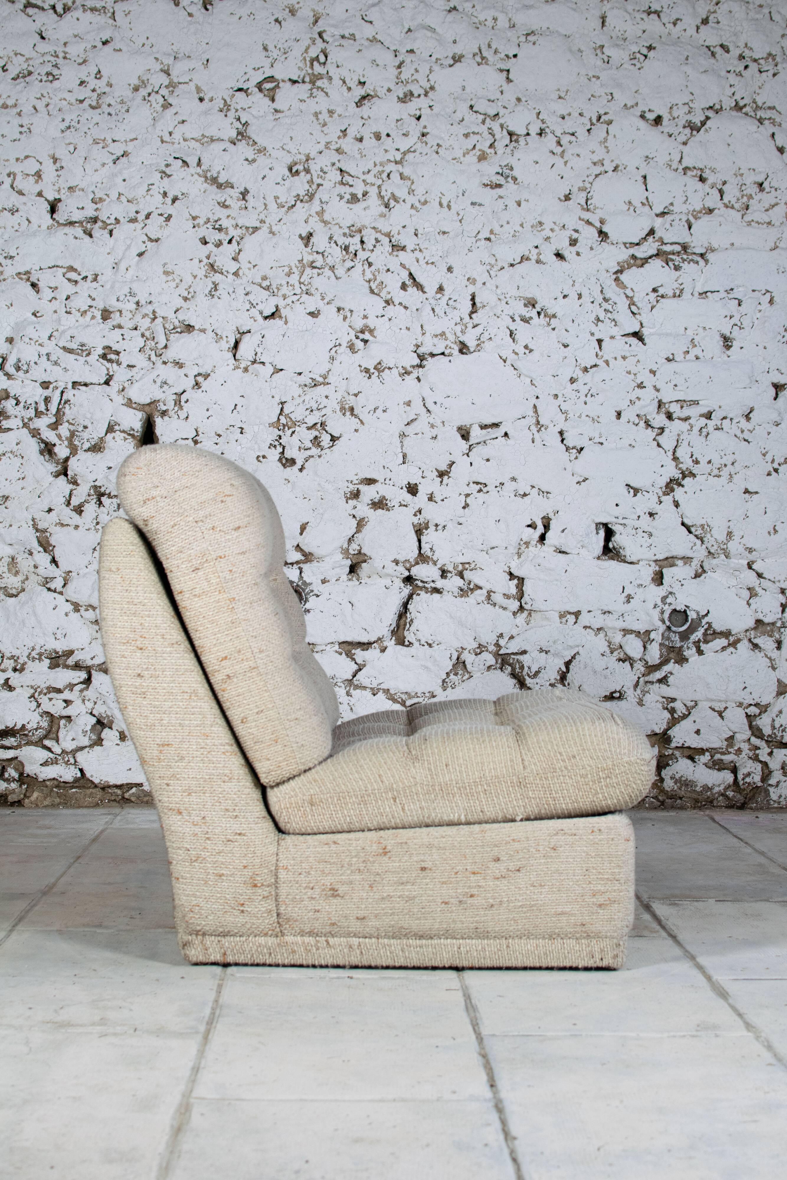 Vintage 70s fireside chair