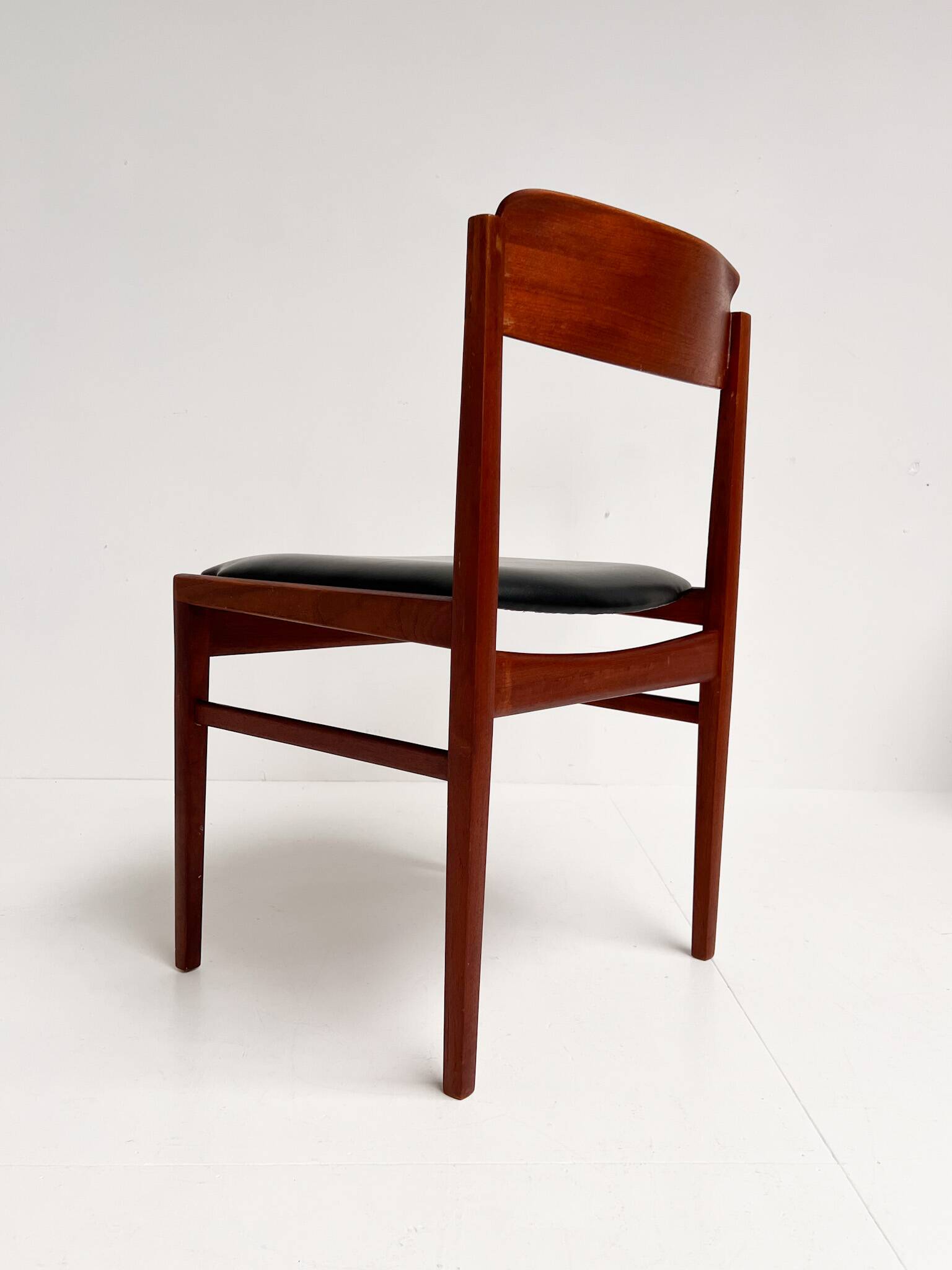 Set Mid Century Danish dining chairs attributed to Korup Mobelfabrik, 1960s