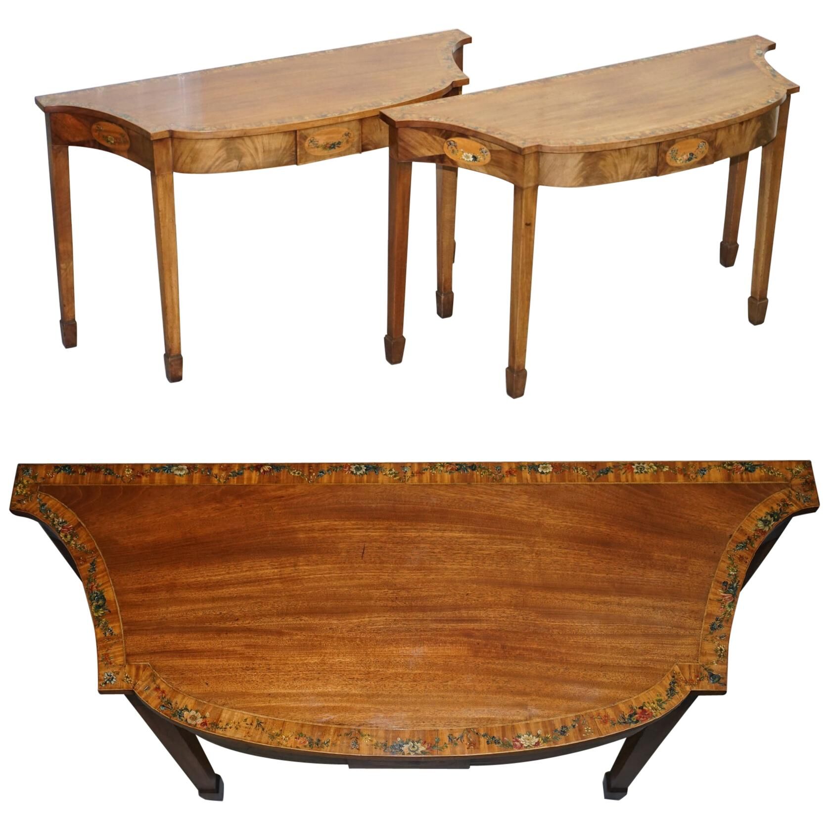 Pair of George III consoles 1780 in satinwood and tulipwood, painted in polychrome.