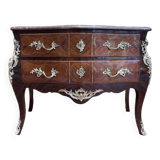 Commode en marqueterie de style Louis XV