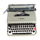 Typewriter Olivetti Lettera 22