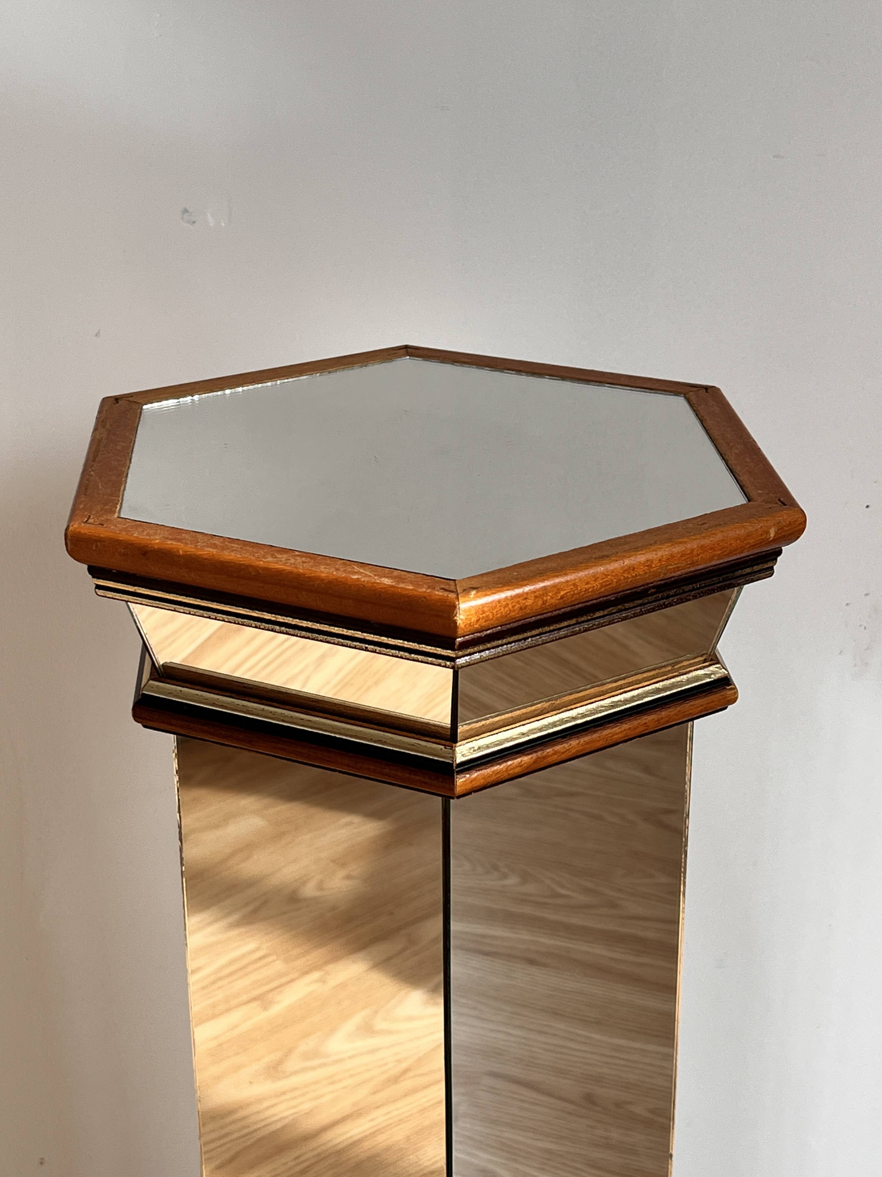 Mirror column