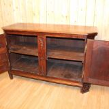 Buffet type of hunting in walnut period eighteenth period