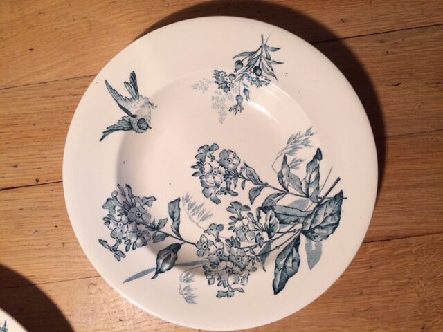 Suite of six plates Longwy