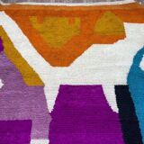 Handmade traditional pure wool carpet, size 145 x 255 cm.