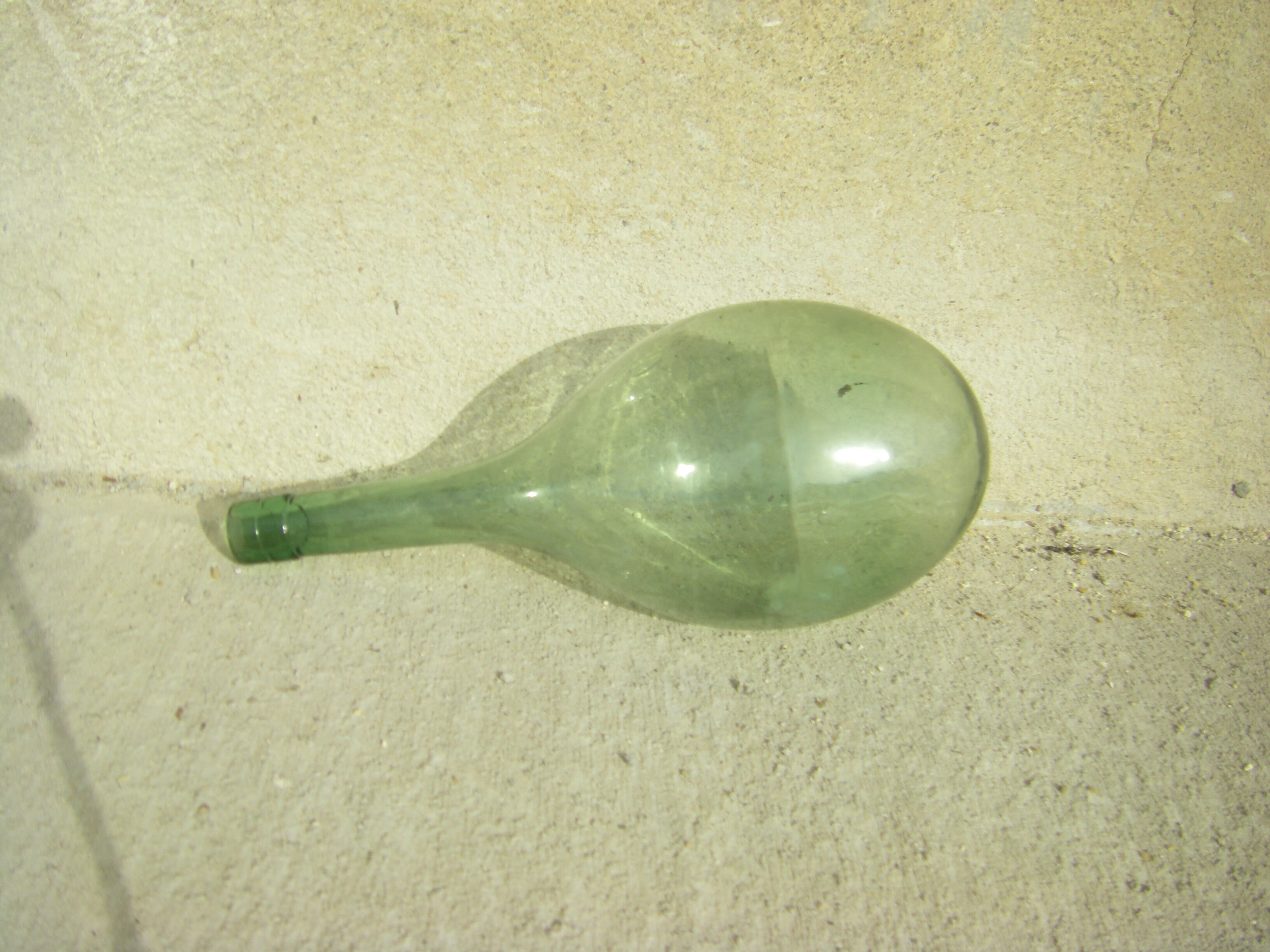 Bottle demijohn