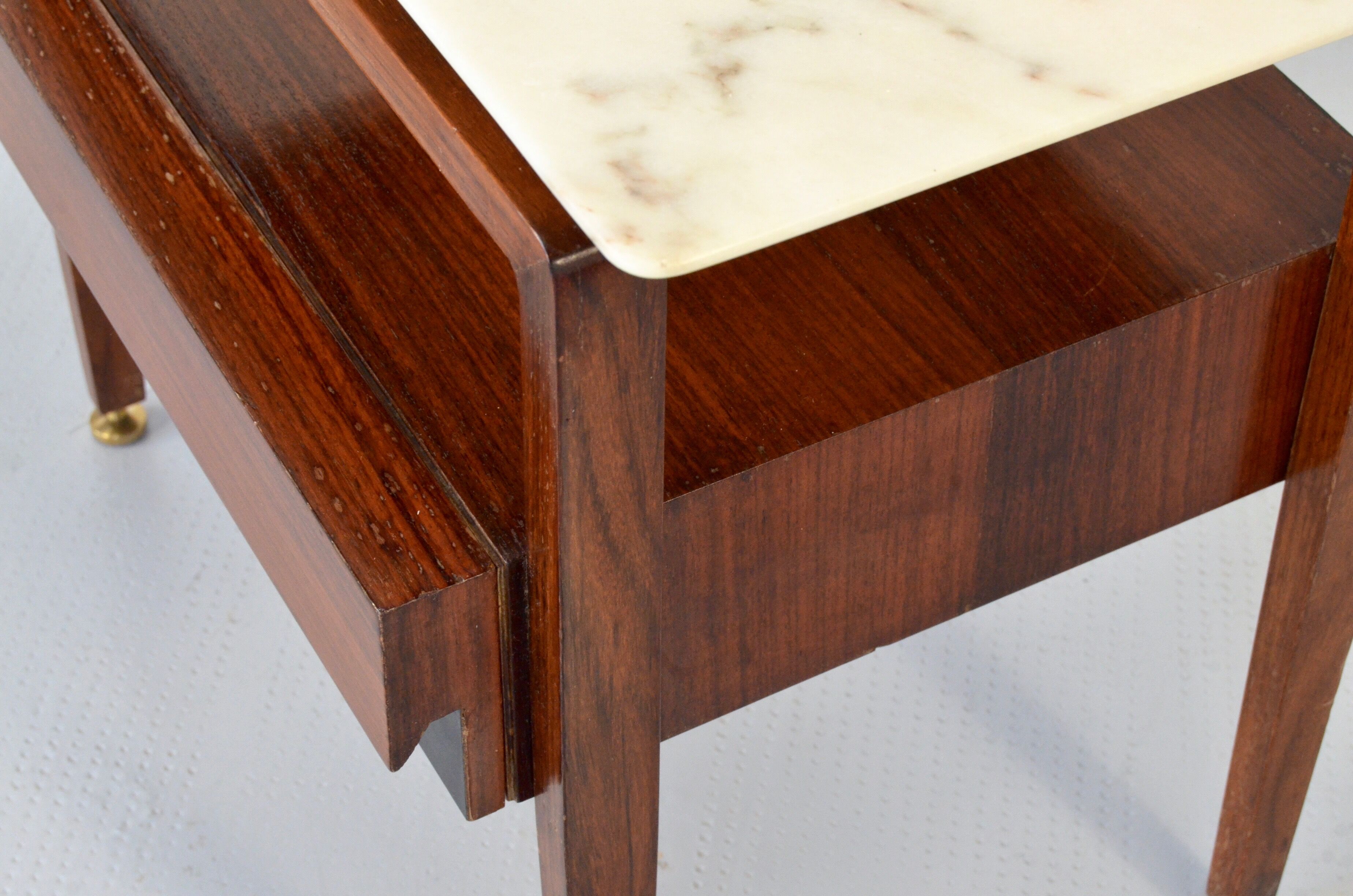 Set of 2 italian midcentury rosewood and carrara marble bedside tables