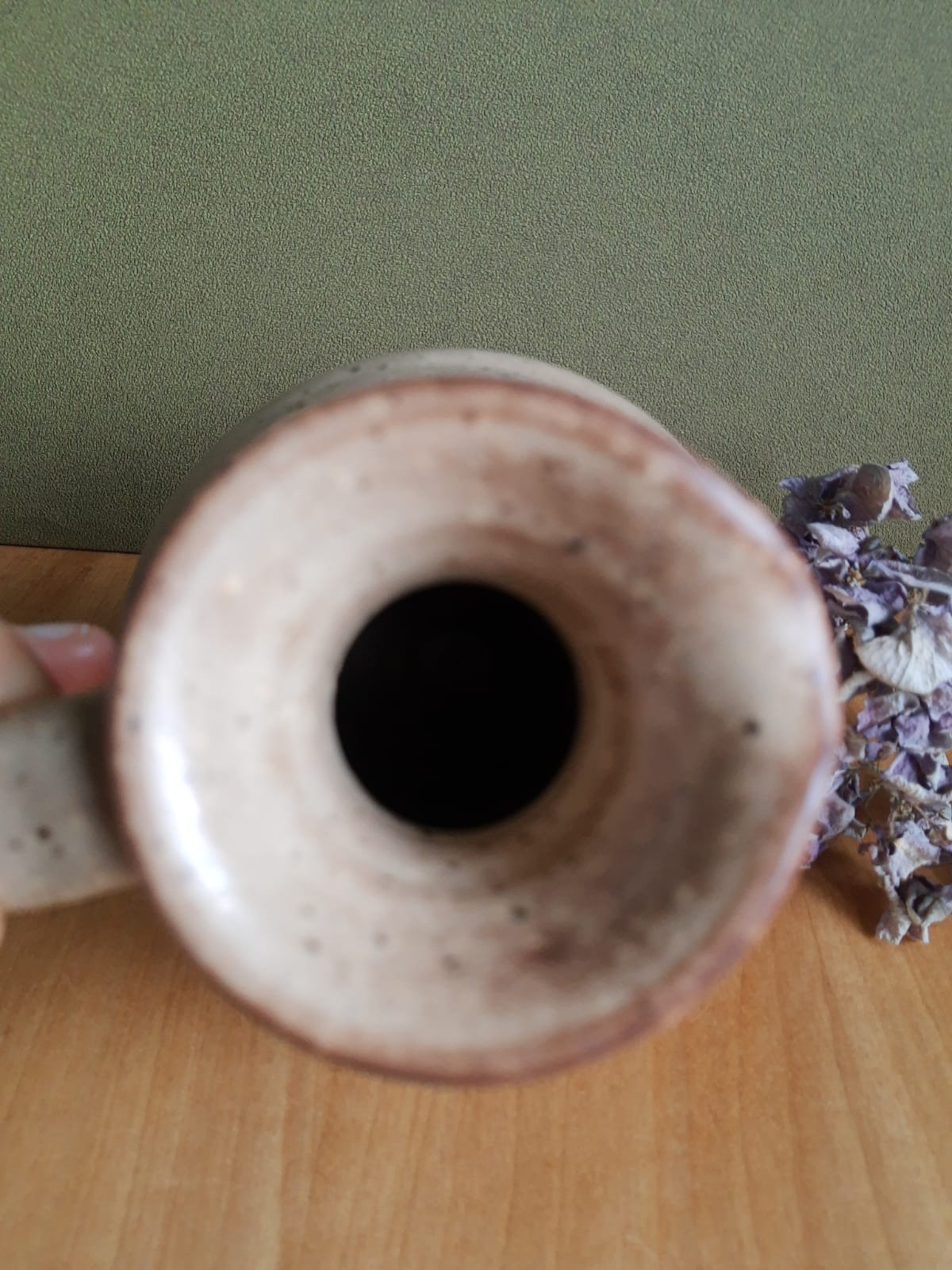 Vallauris pitcher in vintage sandstone