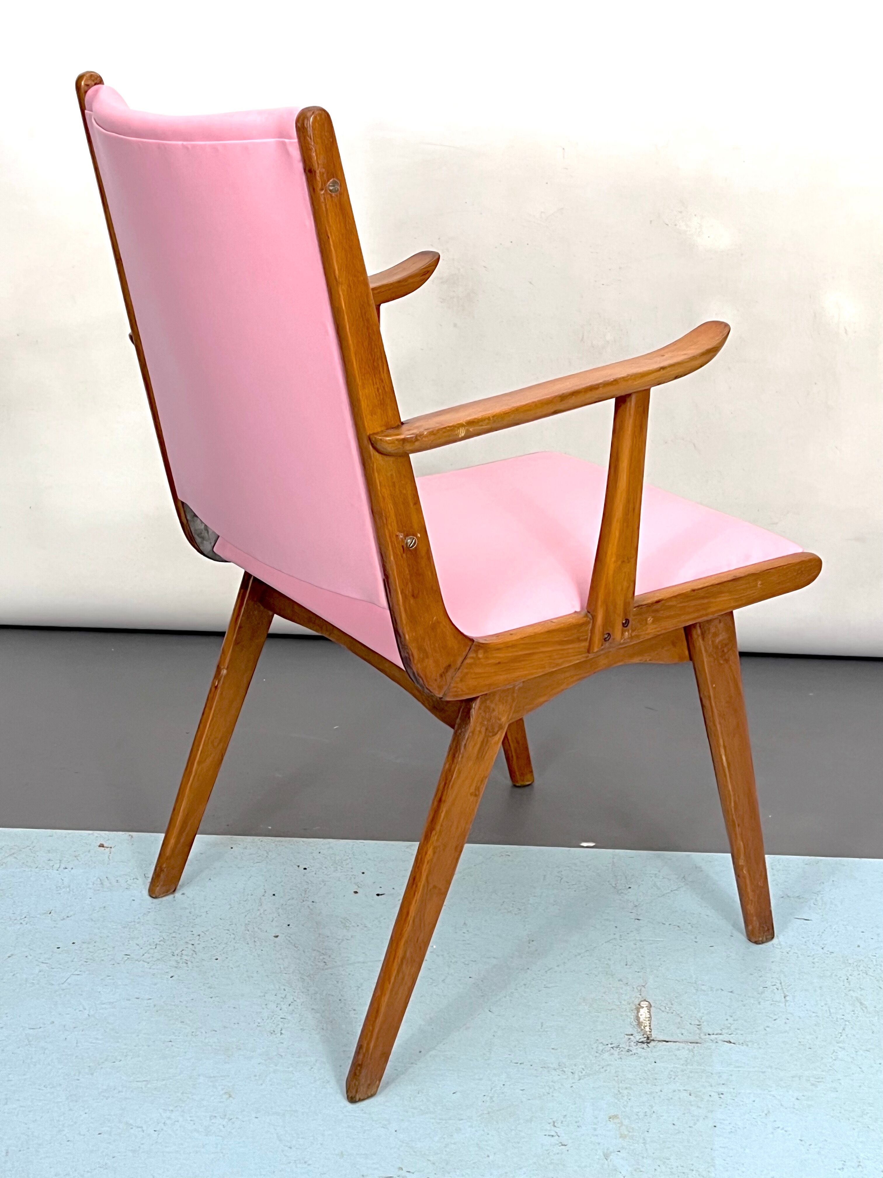 Vintage Italian wood accent chair in pink leatherette. Italy 1950s