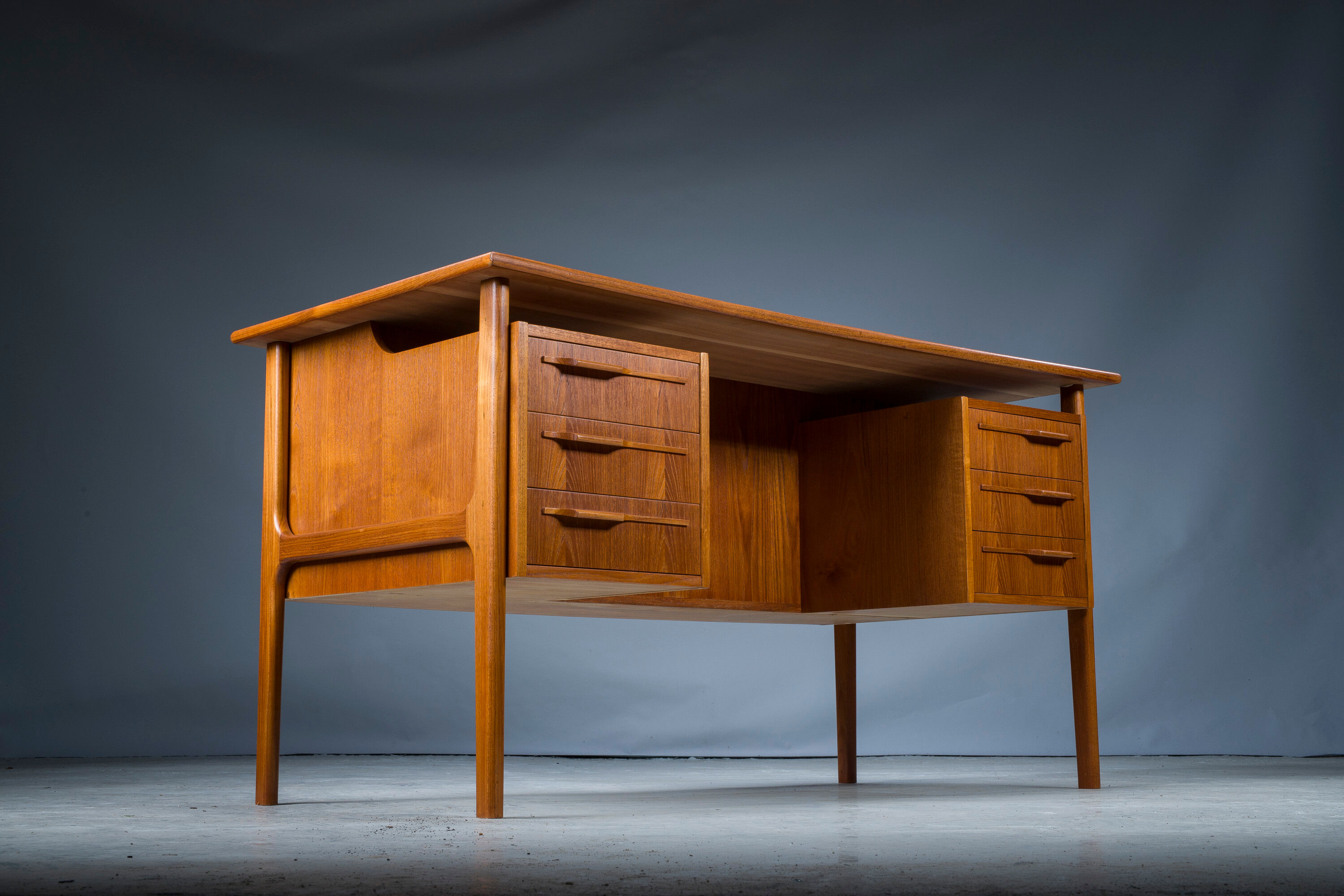Dänischer Boomerang Schreibtisch aus Teak, 1960er