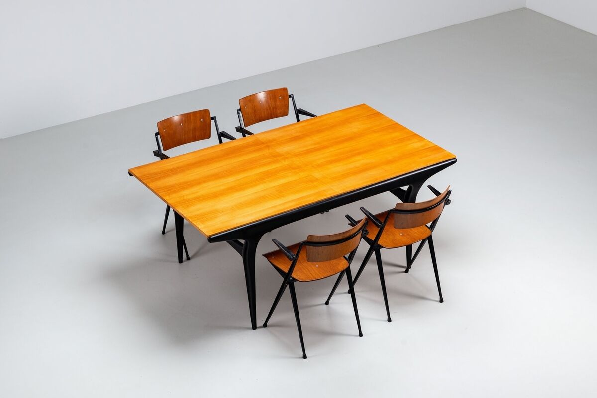 Table à manger T4 Alfred Hendrickx en hêtre Belform Belgique 1958