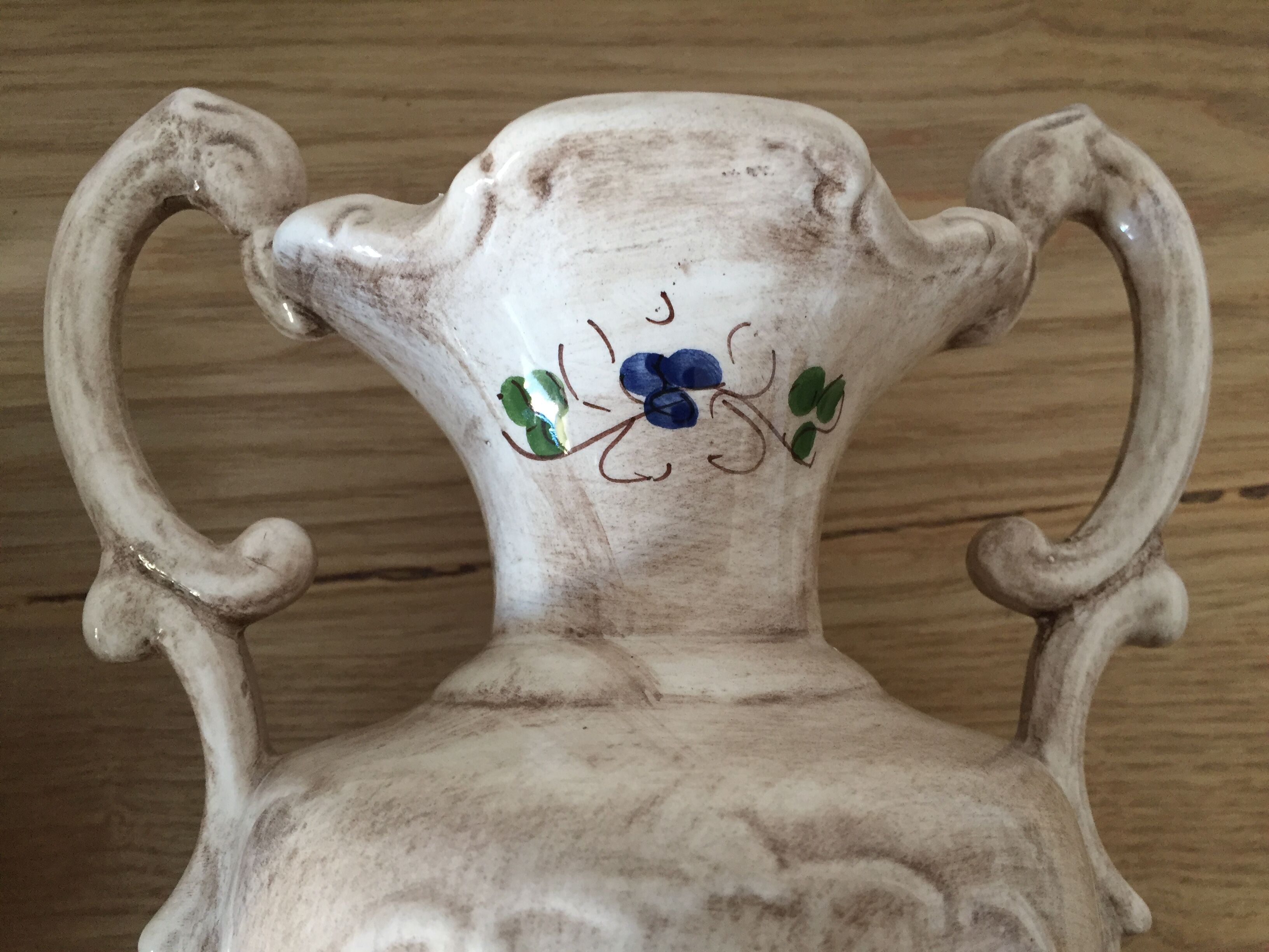 Martres-Tolosane handle vases