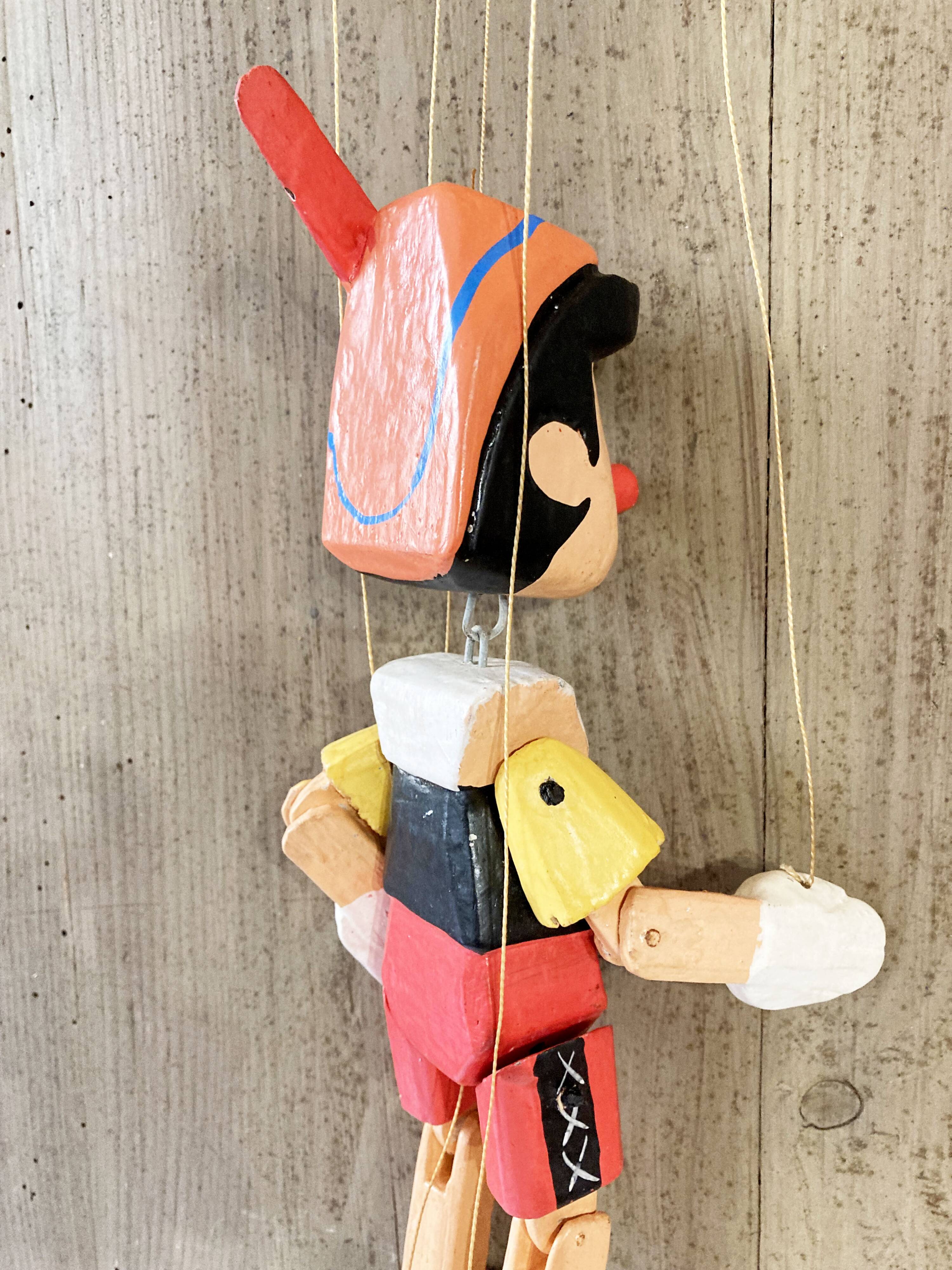 Marionnette Pinocchio en bois peint