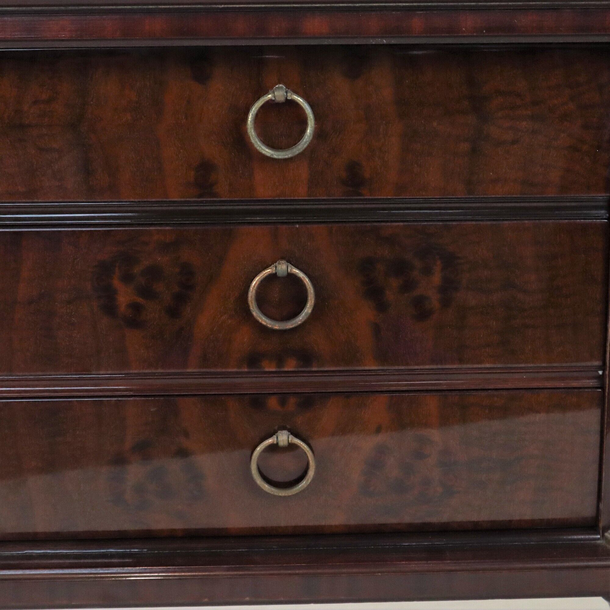Vintage tv cabinet low cabinet mirrored mahogany veneer hollywood regency 140cm