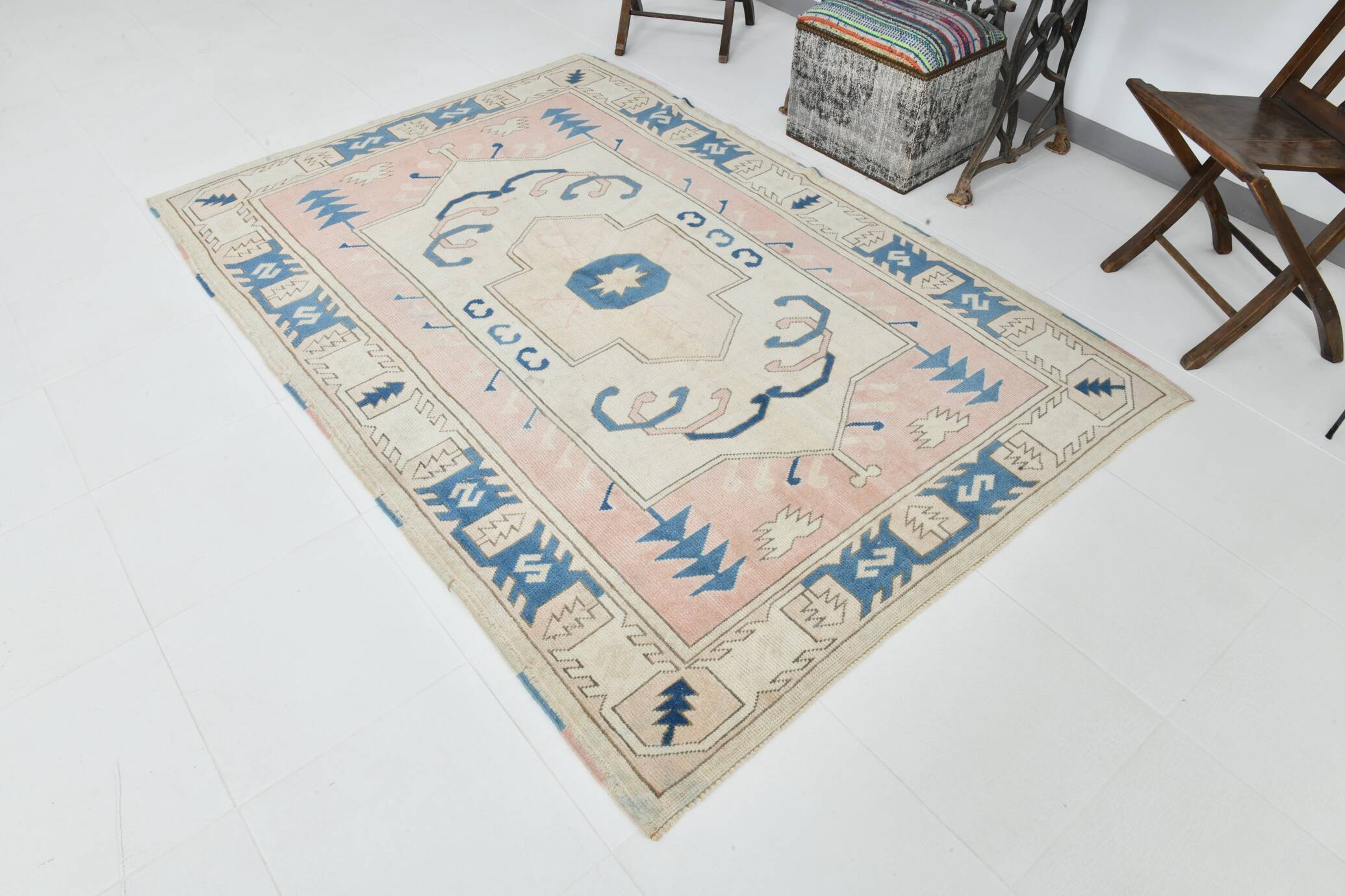 5x7 Peach & Blue Contemporary Vintage Rug, 154x226Cm SK22969
