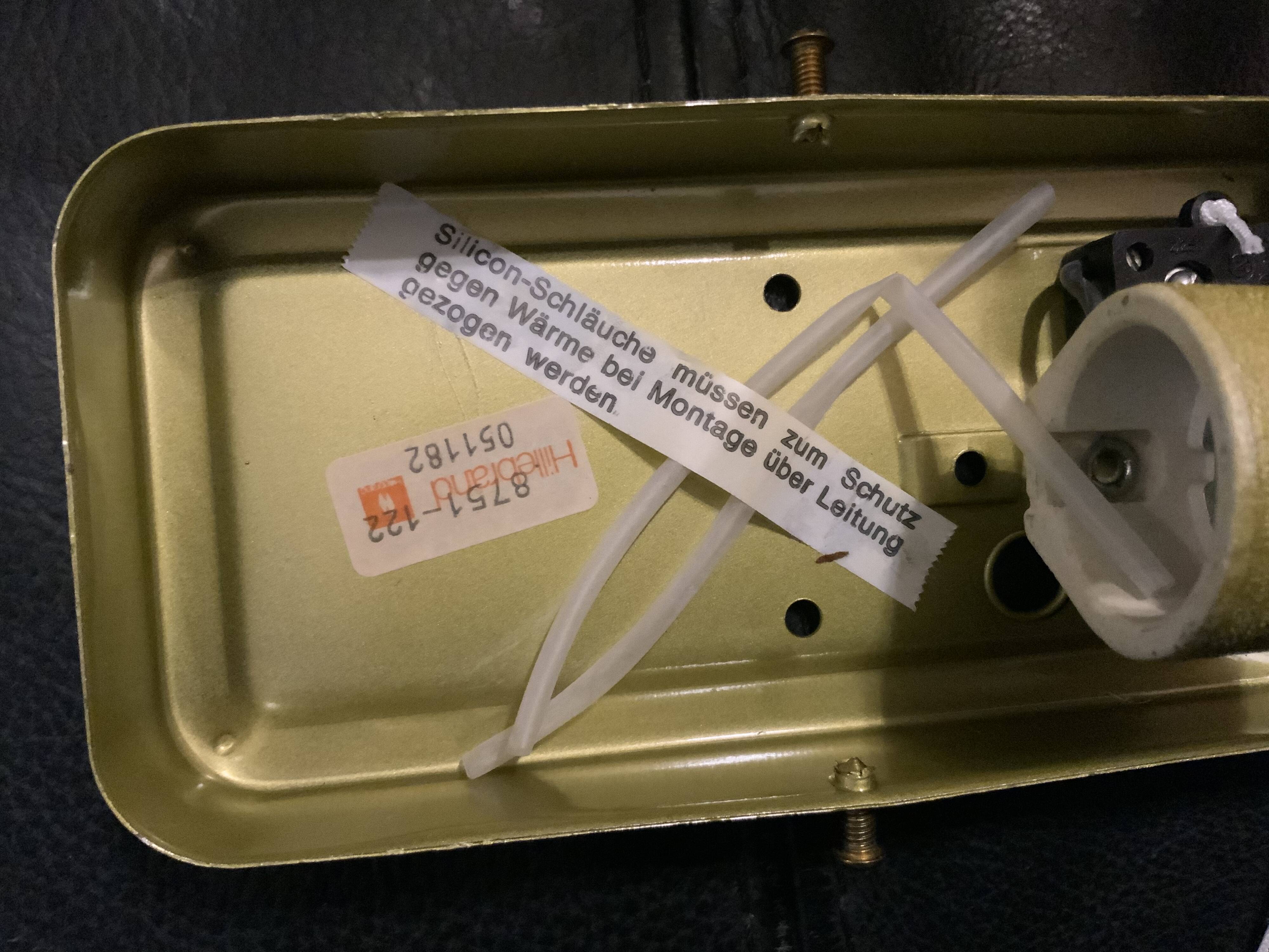 Hillebrand wall lamp