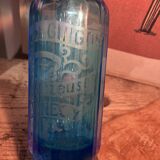 Siphon Albert Guigon Annecy with a blue pan, siphon for sparkling seltzer water.