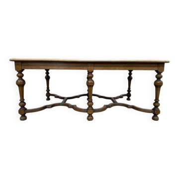 Table basse de style Louis XIII à entrecroise