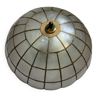 Vintage mother-of-pearl and brass ceiling light – Tiffany style
