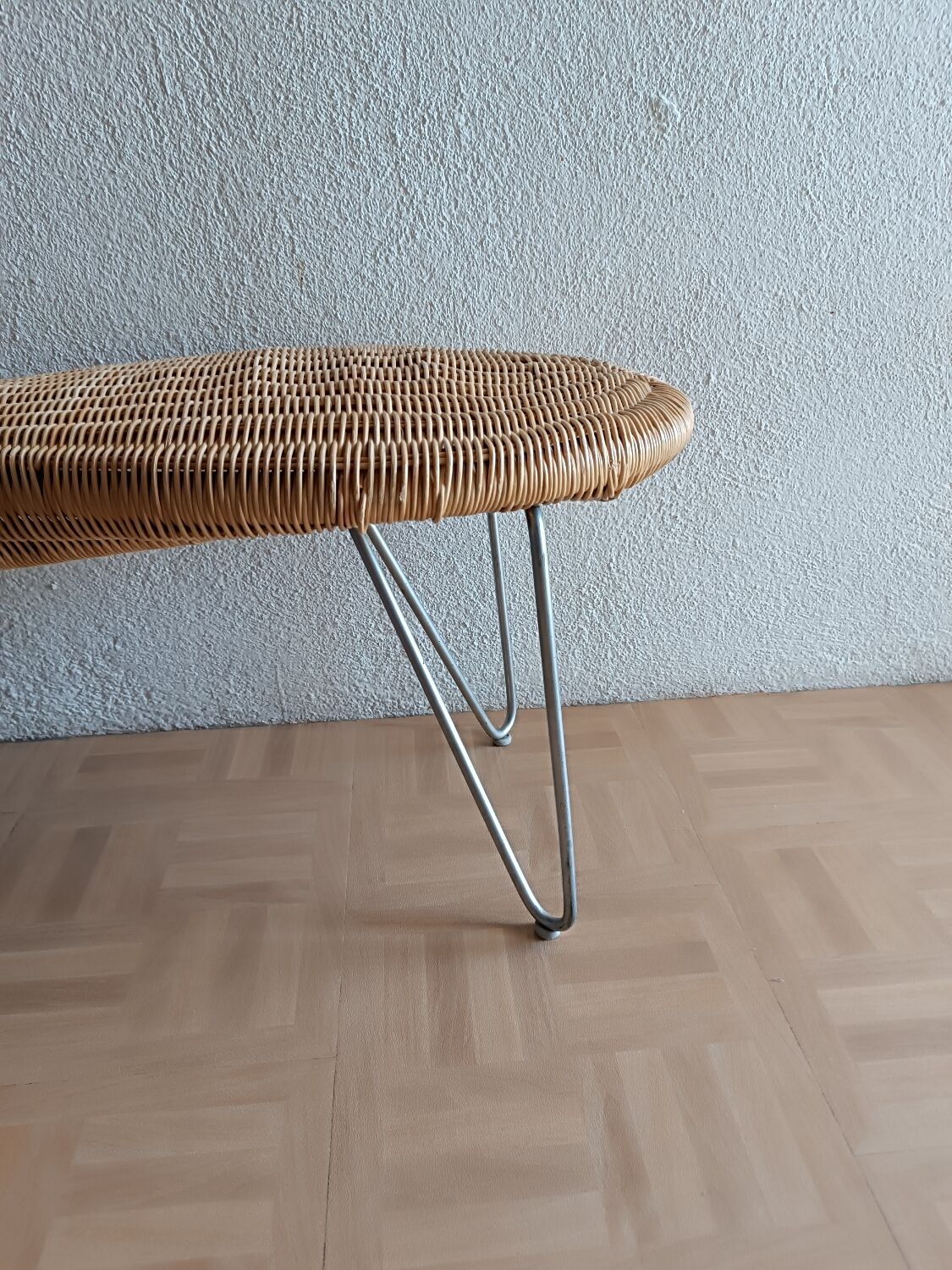 Ikea vintage peanuts bench