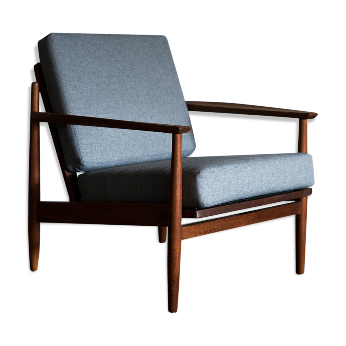 Scandinavian chair in teak