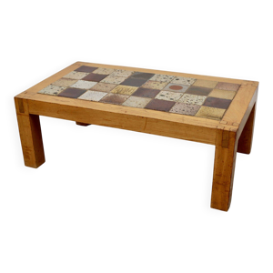 une table basse. France