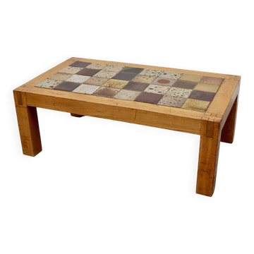 Une table basse. France années 60.