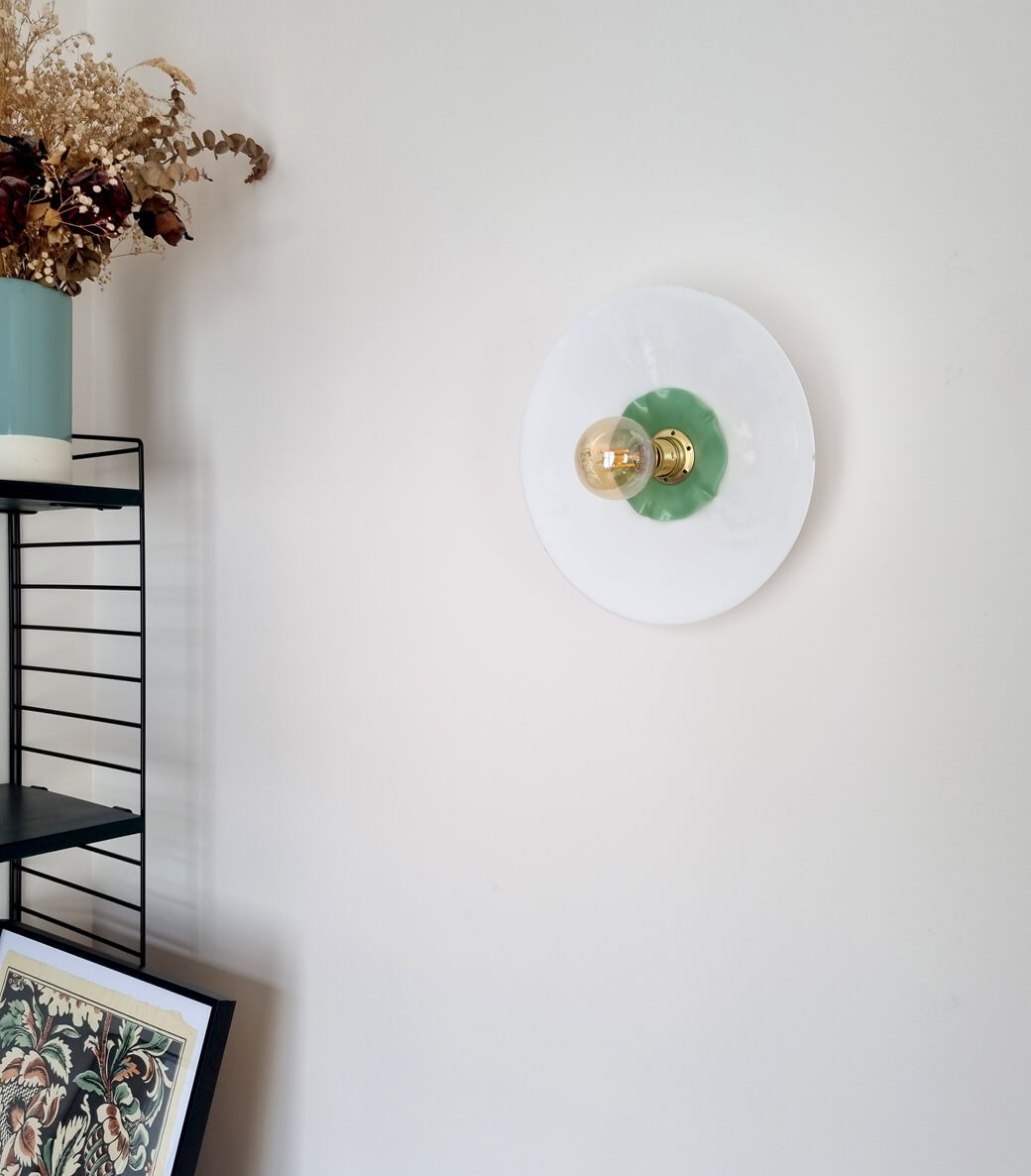 Opaline wall lamp