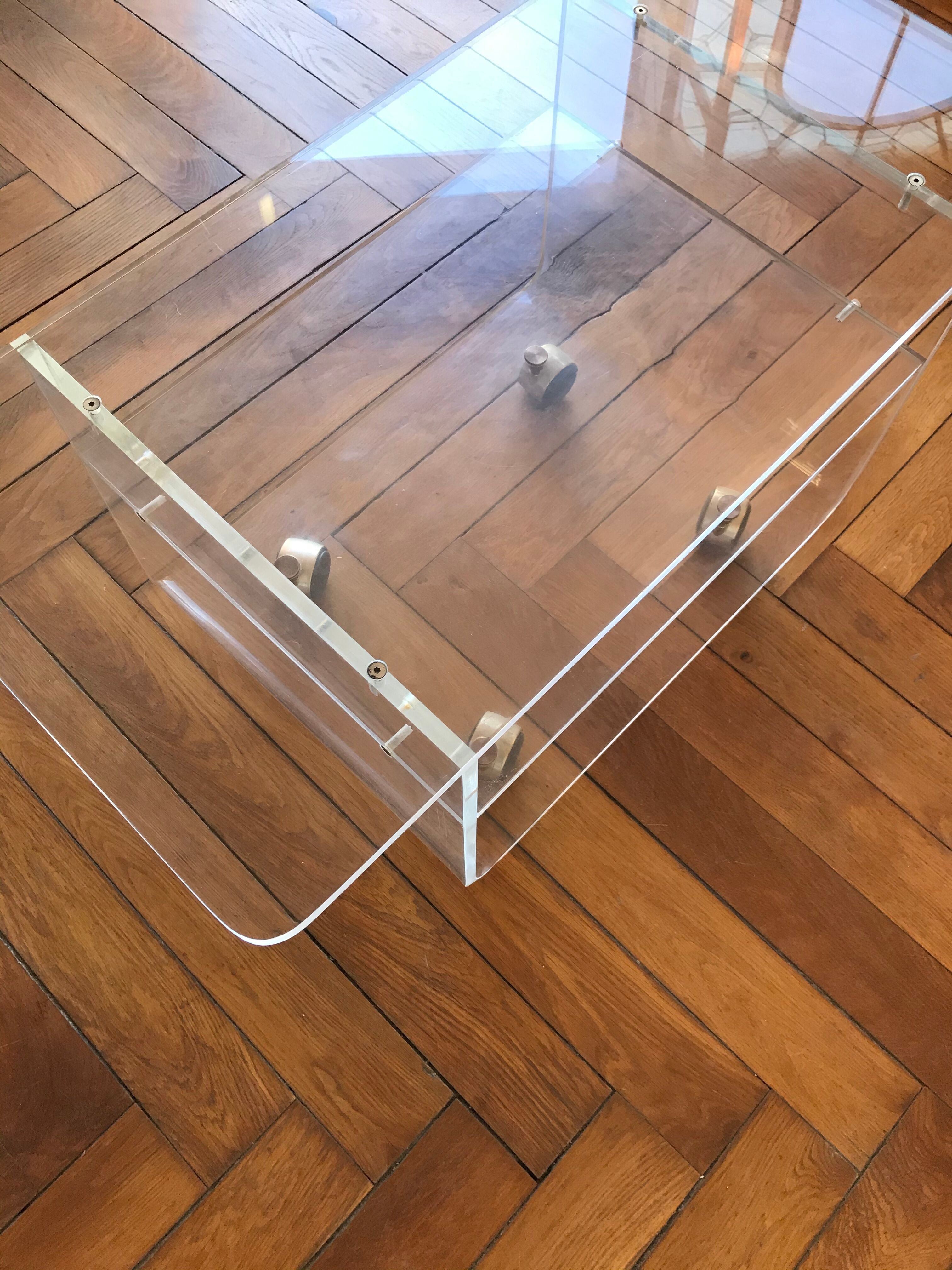 Plexiglas roller table, "Les Invisbles de Marais"