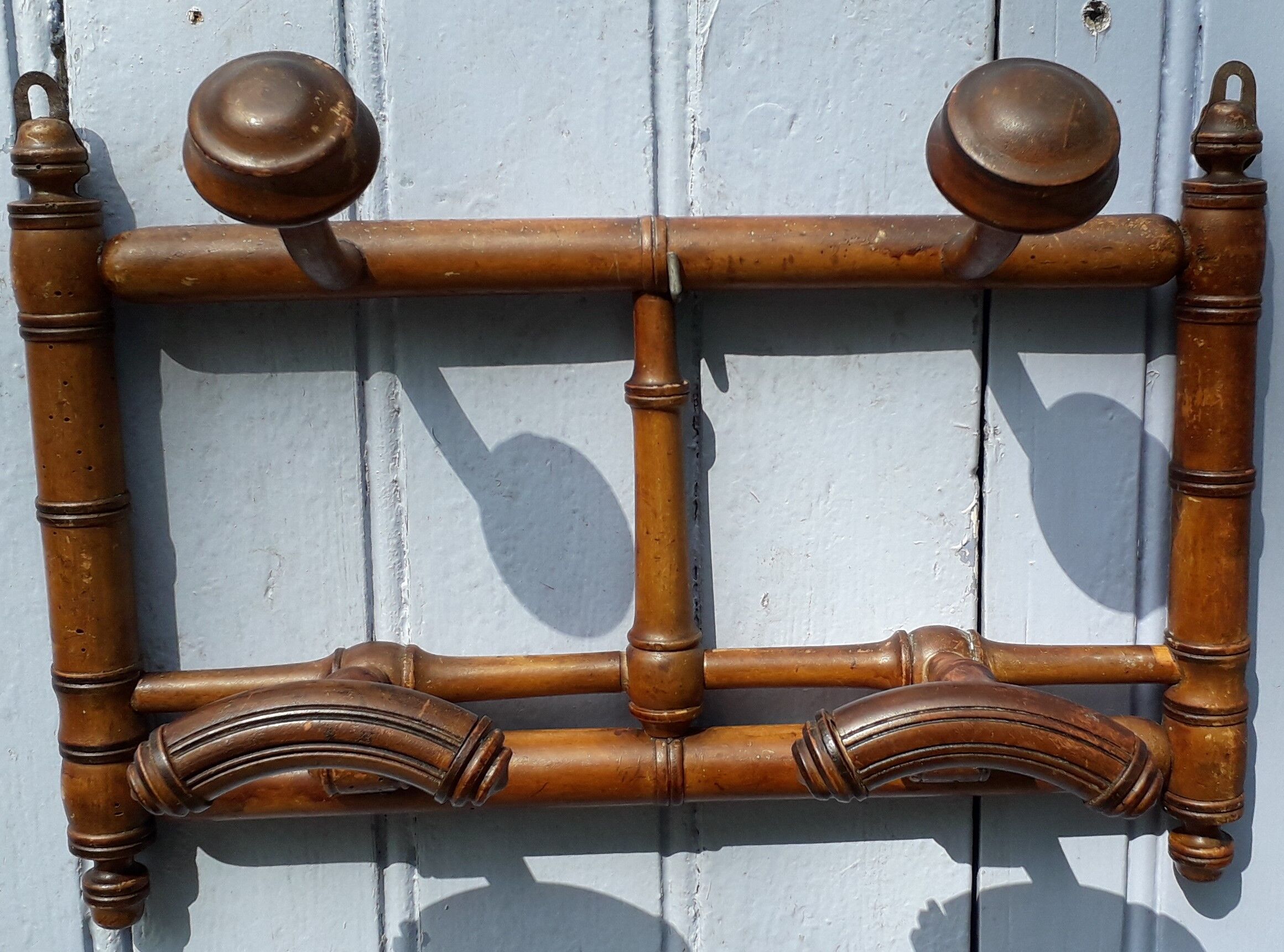 Porte manteau patère en bois