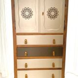 Revamped wooden cabinet