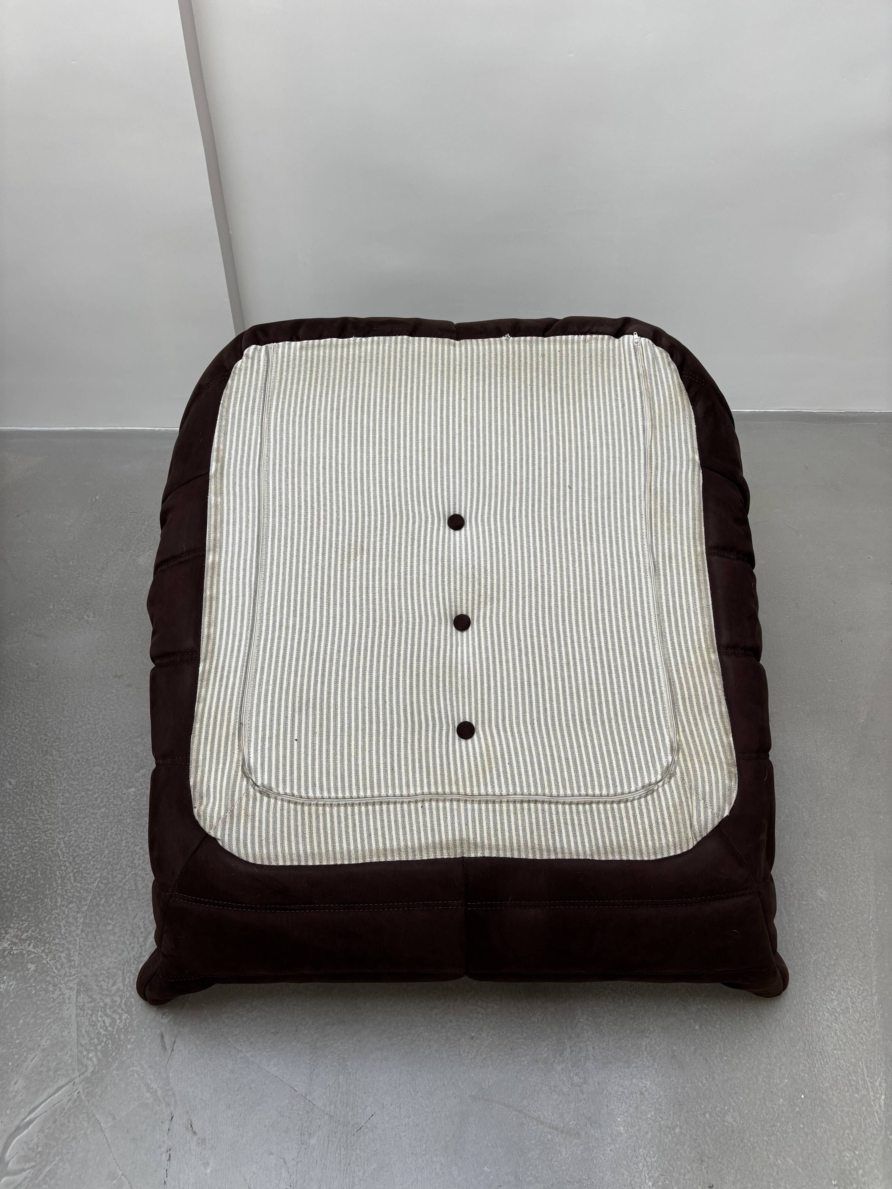 Togo armchair by Michel Ducaroy for Ligne Roset