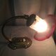 Lampe de bureau ou de chevet annees 1930 1940 en laiton et tulipe en verre depoli