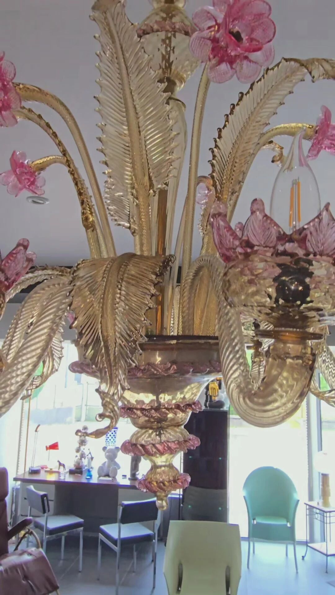 Venetian glass chandelier with pink and gold floral decoration – 6 lights
