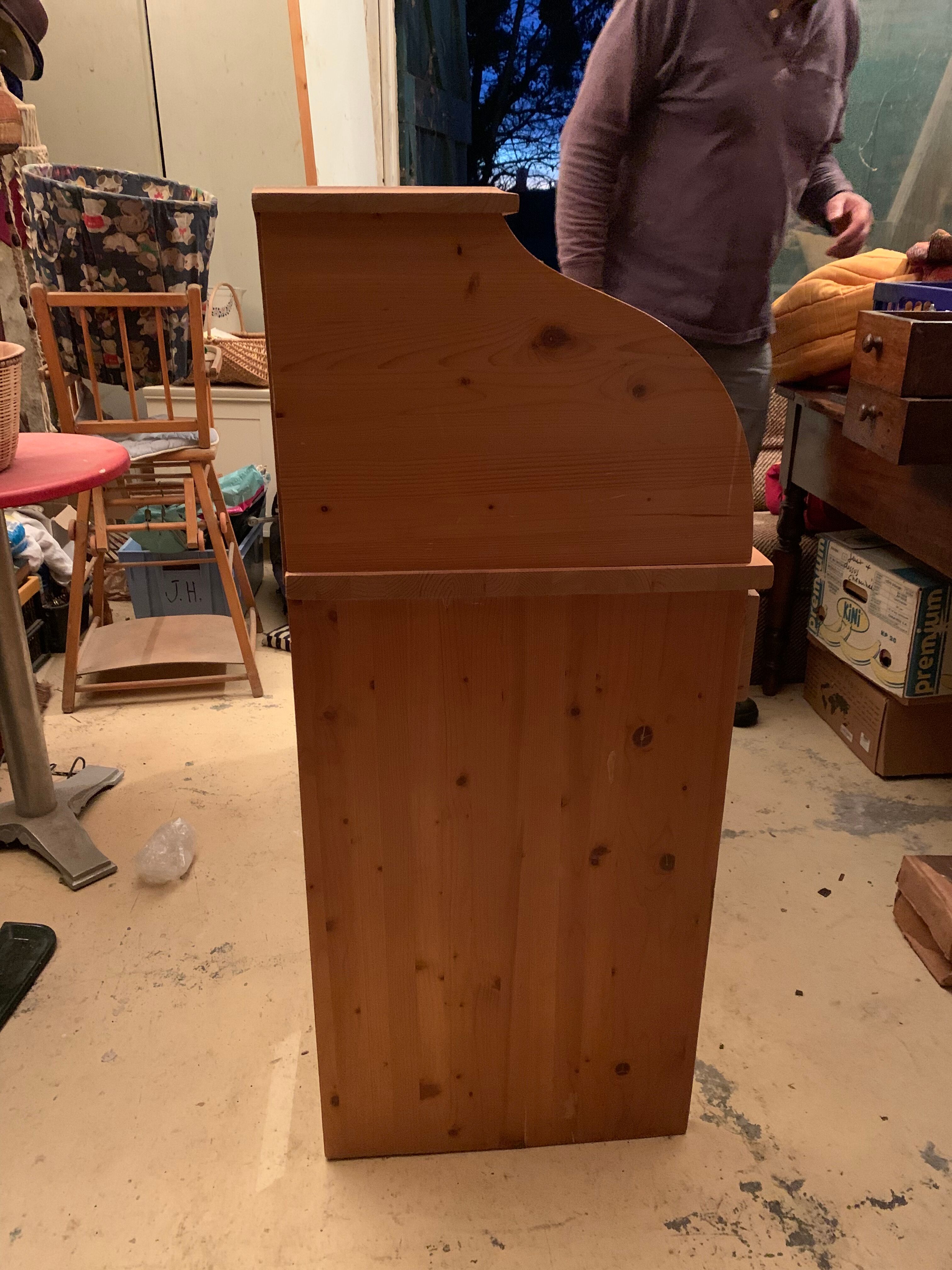 Pine desk with sliding wooden curtain