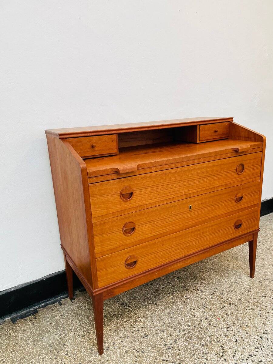 Danish desk by Riis Antonsen, 1960s