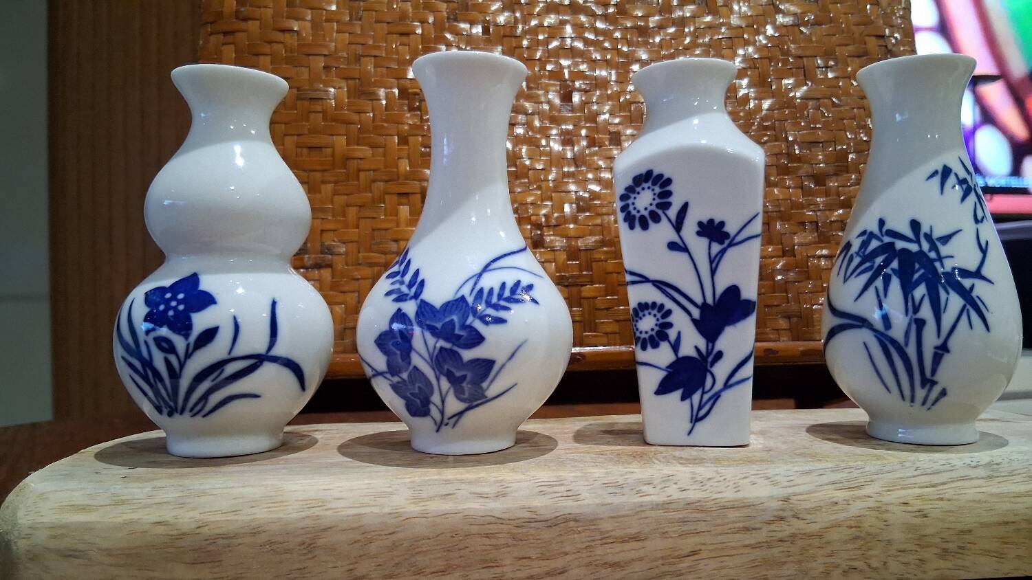 Set of 4 small Chinese vases