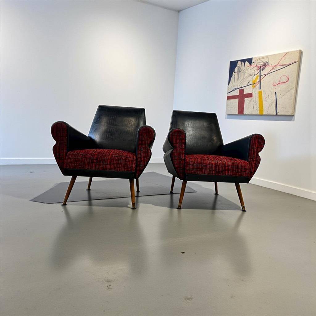 Set of 2 vintage black and red armchairs / armchairs / individual armchairs